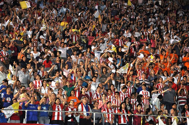 ¡Bienvenido Francisco a Paraguay!