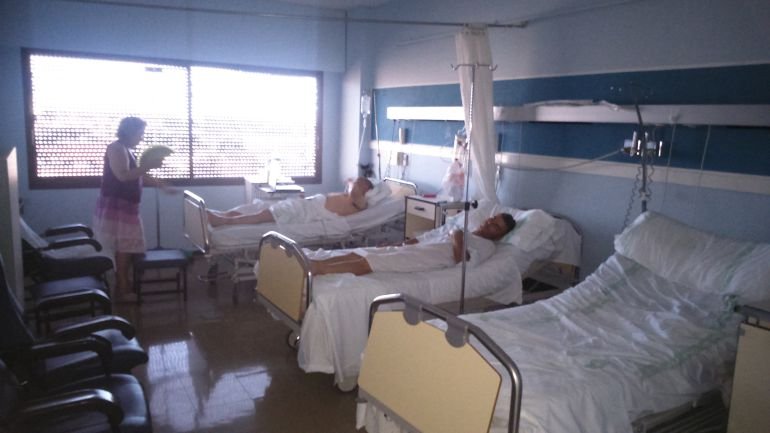 En una habitación de sanatorio