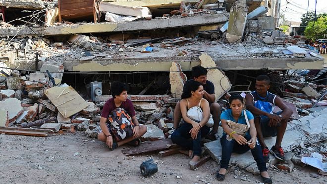 Desde Ecuador: De los escombros surge la solidaridad