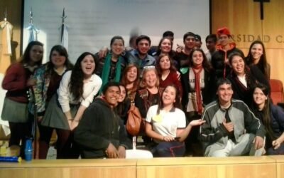 Los jóvenes se comunican con arte
