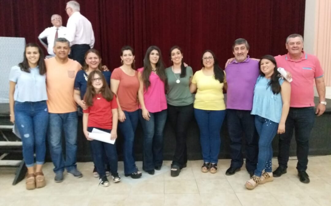 Un arcoiris de voces para construir caminos de paz