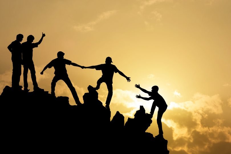 Paz, igualdad y liderazgo, tres pasos firmes hacia el mundo unido